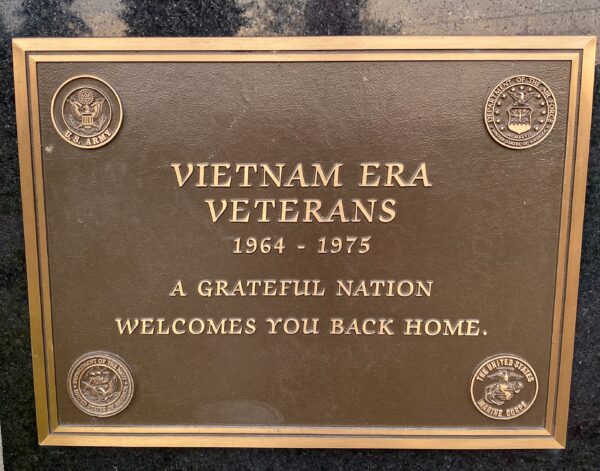 BURTON VETERANS MEMORIAL PLAQUE E