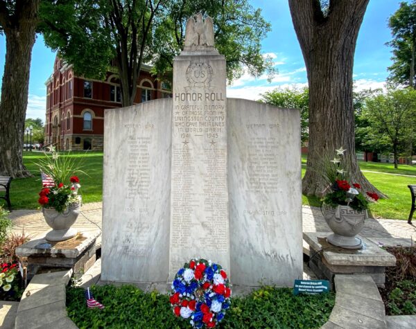 LIVINGSTON COUNTY, IL WORLD WAR II MEMORIAL