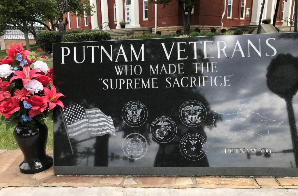 PUTNAM VETERANS SUPREME SACRIFICE MEMORIAL STONE A