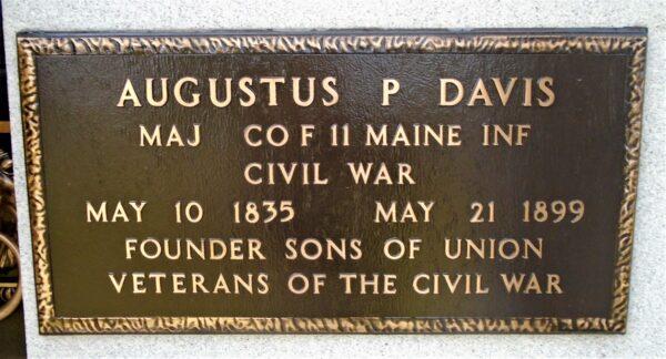 AUGUSTUS P DAVIS WAR MEMORIAL PLAQUE