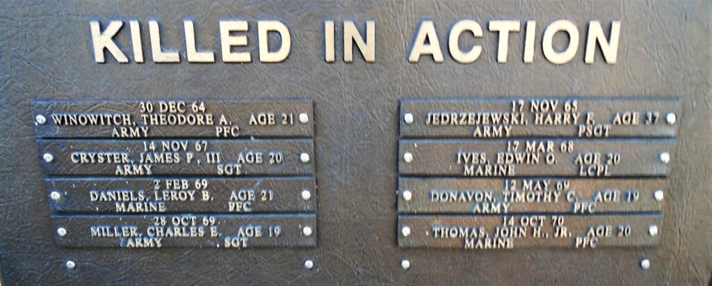 SOUTH SIDE VIETNAM VETERANS MEMORIAL KILLED IN ACTION PLAQUE