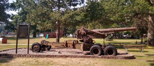 8″ HOWITZER WAR MEMORIAL