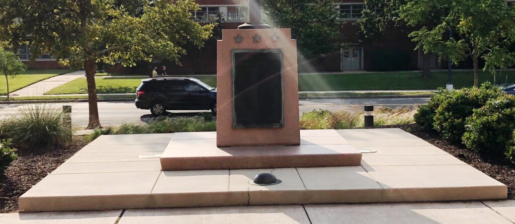 BUSINESS AND ROOSEVELT HIGH SCHOOLS WORLD WAR II WAR DEAD MEMORIAL