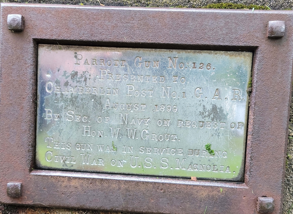 PARROT GUN NO. 126 WAR MEMORIAL PLAQUE