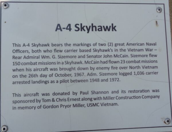DOUGLAS A4D SKYHAWK MEMORIAL PLAQUE B
