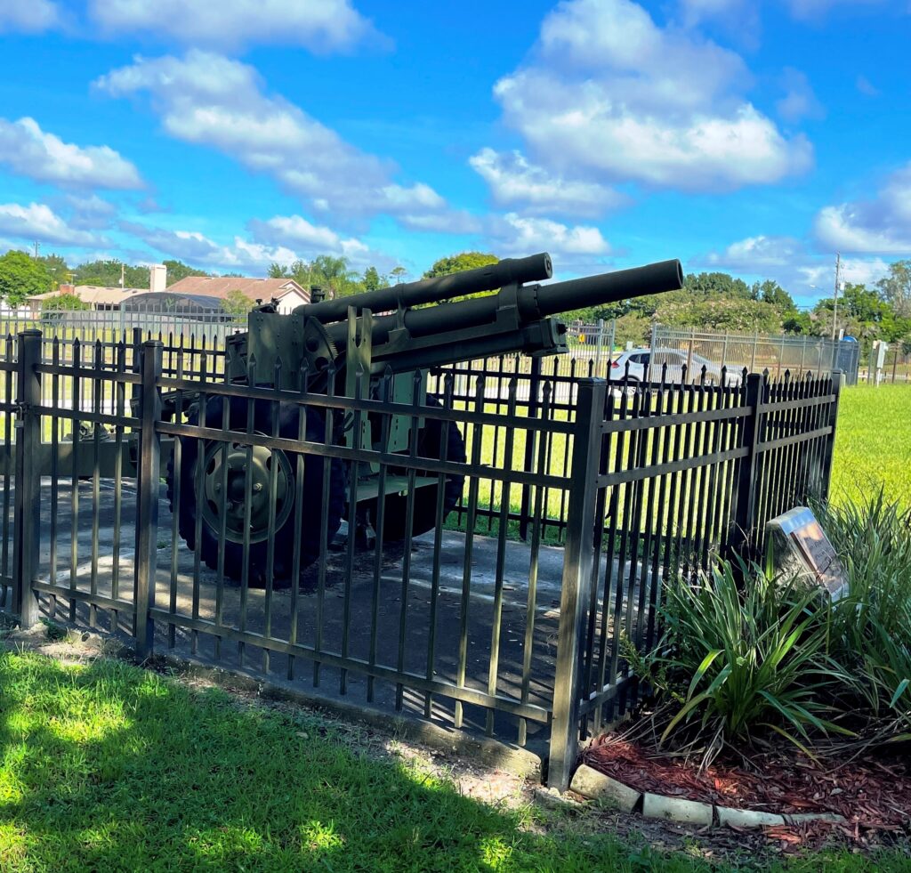 HOWITZER M101 A1 105MM MEMORIAL