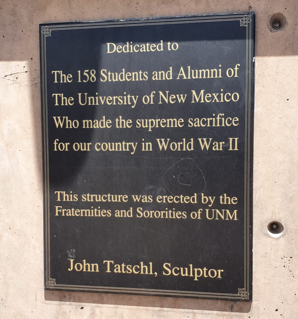 UNIVERSITY OF NEW MEXICO WORLD WAR II MEMORIAL PLAQUE