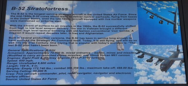B-52 STRATOFORTRESS MEMORIAL PLAQUE