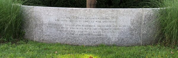 VETERANS OF STATEN ISLAND MEMORIAL STONE
