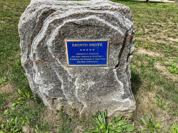 REDBUD GROVE WAR MEMORIAL