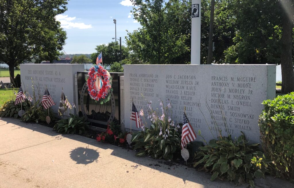 BAYONNE VIETNAM VETERANS MEMORIAL
