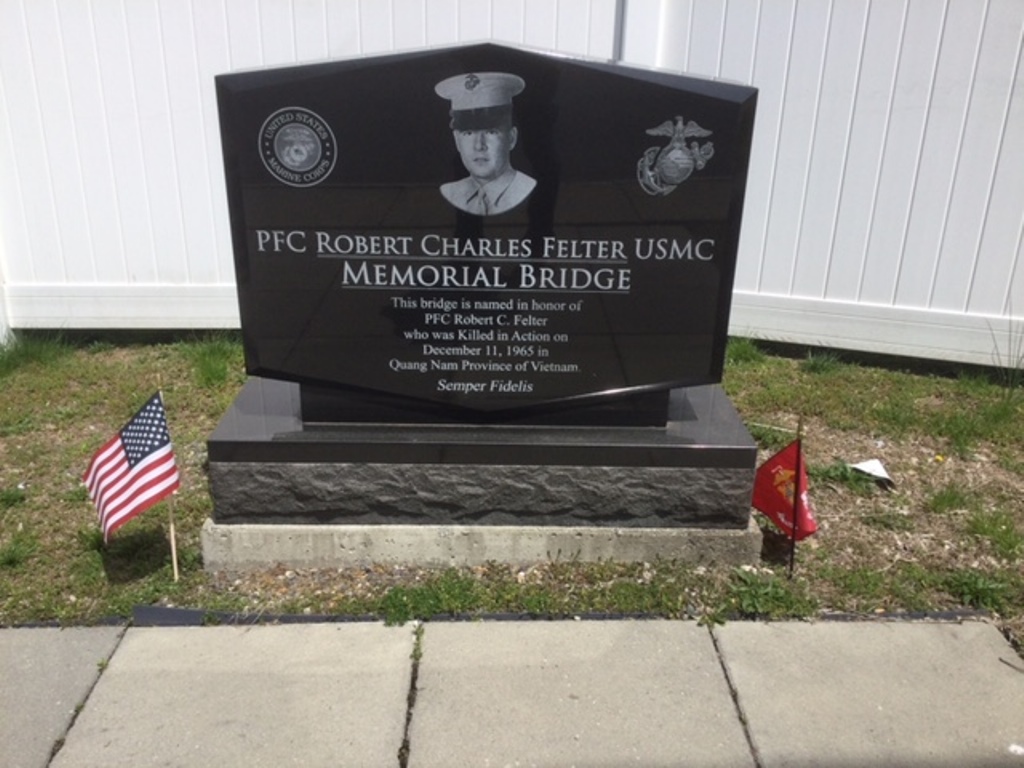 PFC ROBERT FELTER MEMORIAL BRIDGE STONE