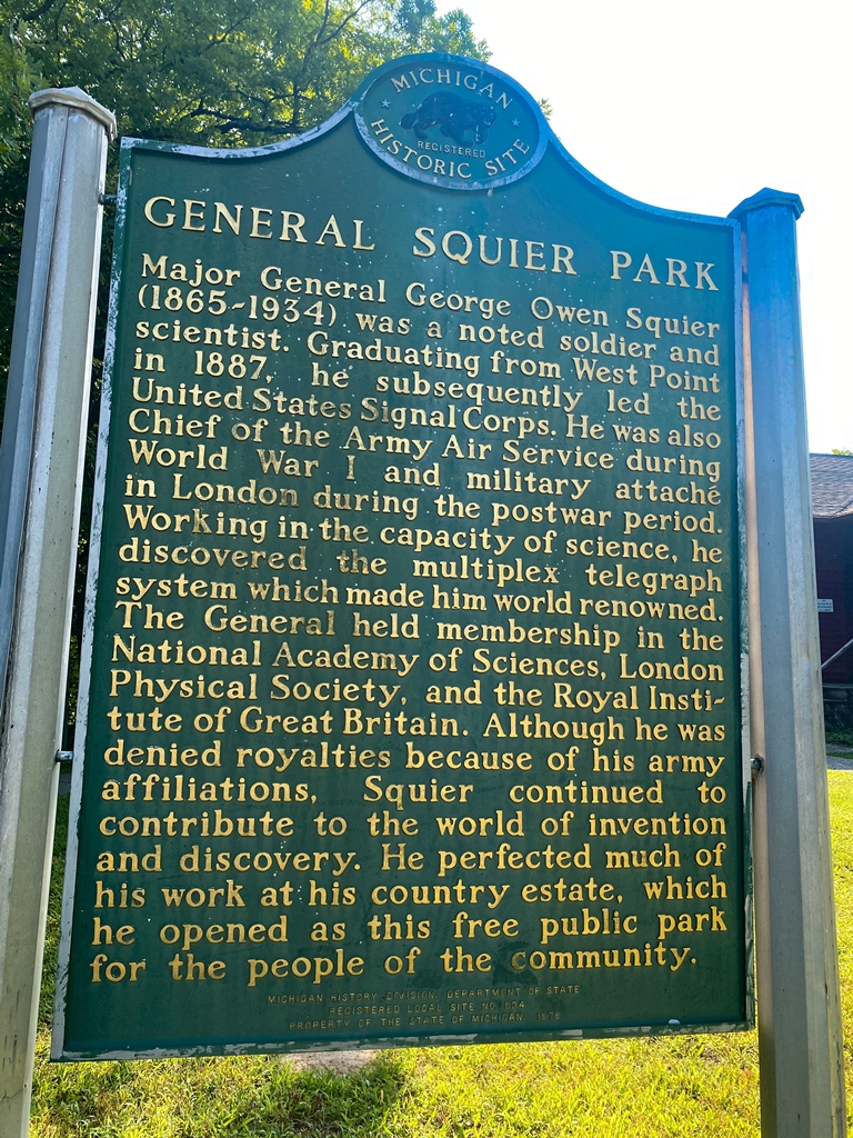 GENERAL SQUIER PARK WAR MEMORIAL MARKER