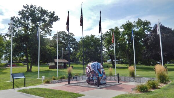 MARYVILLE FREEDOM ROCK VETERANS MEMORIAL