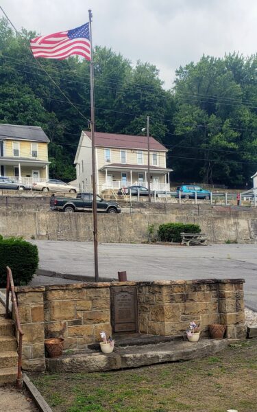 LUKE, MD OUR HONORED DEAD WAR MEMORIAL