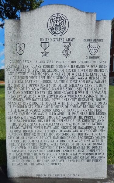 PRIVATE FIRST CLASS ROBERT MONROE HAMMONDS WAR MEMORIAL