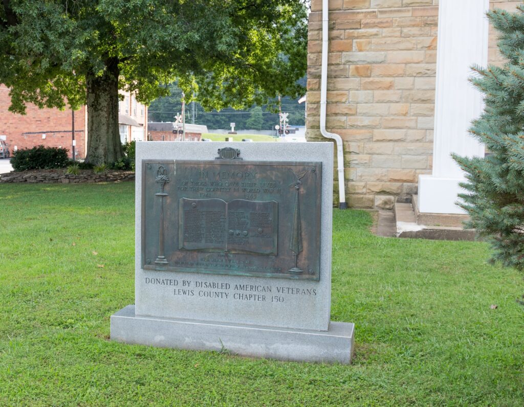 LEWIS COUNTY CHAPTER 150 DAV WORLD WAR II MEMORIAL