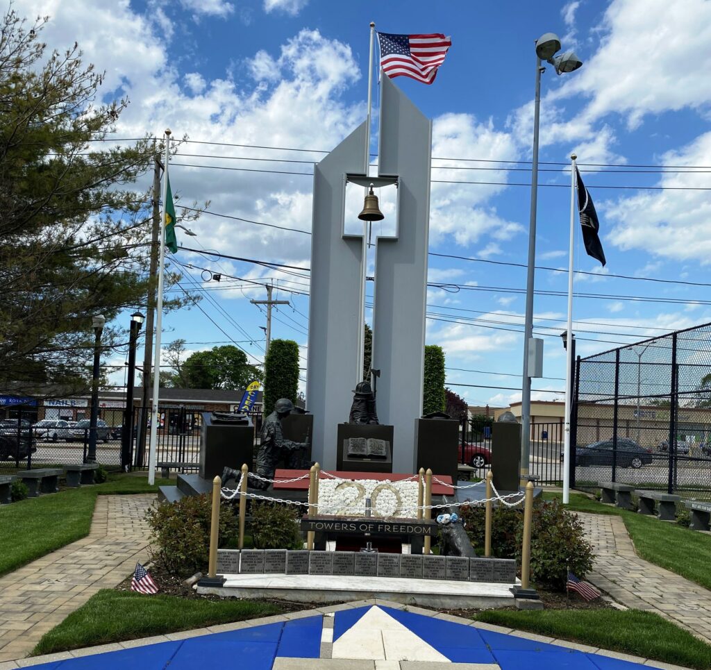 MASSAPEAQUA SEPTEMBER 11, 2001 WAR MEMORIAL