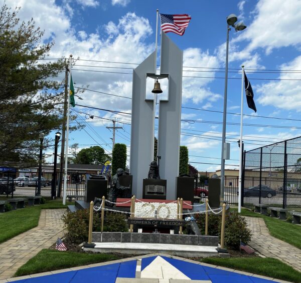 MASSAPEAQUA SEPTEMBER 11, 2001 WAR MEMORIAL