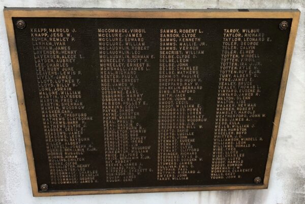 CHARLESTON WORLD WAR II MEMORIAL PLAQUE C
