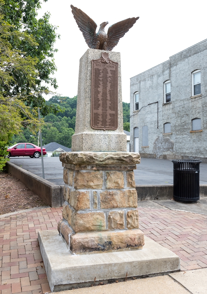 MOUNT HOPE CAUSE OF WORLD DEMOCRACY WAR MEMORIAL