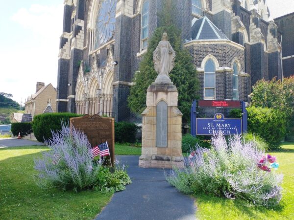SAINT MARYS HONOR ROLL WORLD WAR II MEMORIAL