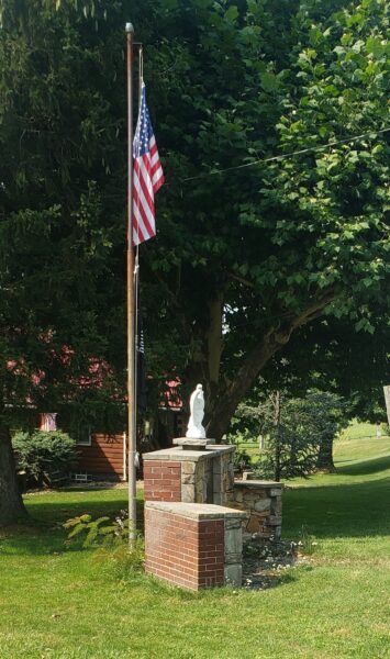 SMITHFIELD WAR VETERANS MEMORIAL
