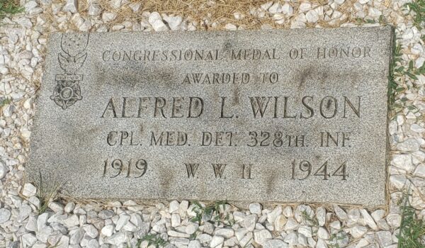 ALFRED L. WILSON MEDAL OF HONOR WAR MEMORIAL GRAVESTONE