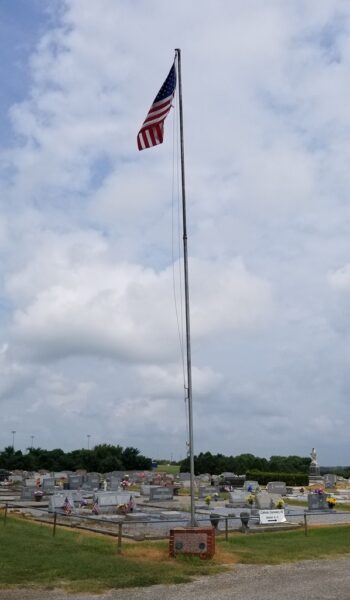 SHINER, TEX. ALL VETERANS MEMORIAL FLAGPOLE