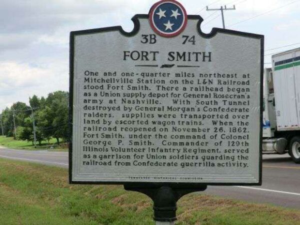 FORT SMITH WAR MEMORIAL MARKER