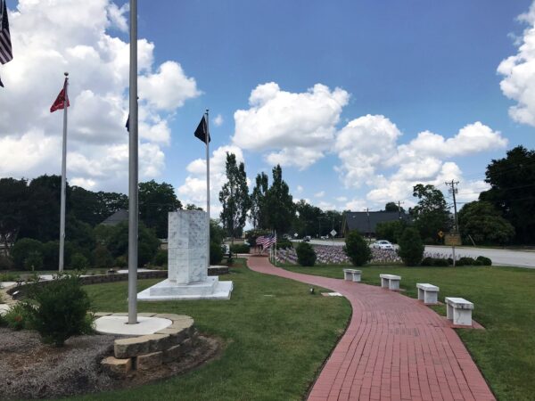 SIMPSONVILLE VETERANS MEMORIAL OVERVIEW