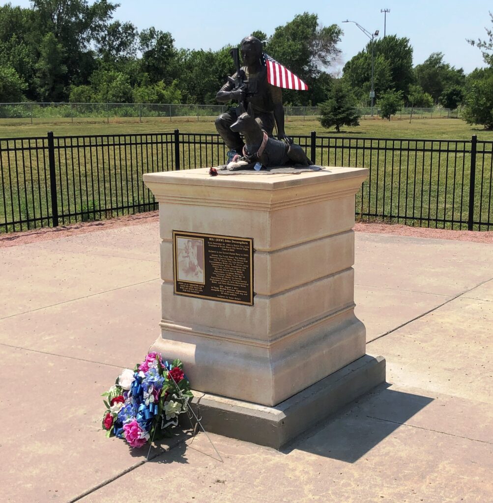 MA1 (EXW) JOHN DOUANGDARA WAR MEMORIAL