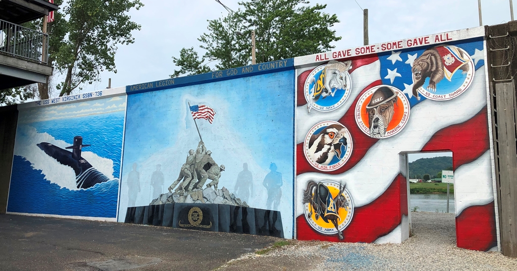 AMERICAN LEGION VETERANS MEMORIAL MURALS