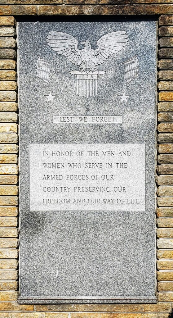 HYNDMAN LEST WE FORGET WAR MEMORIAL