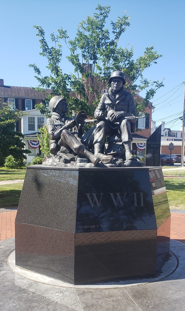 BEDFORD W W II MEMORIAL