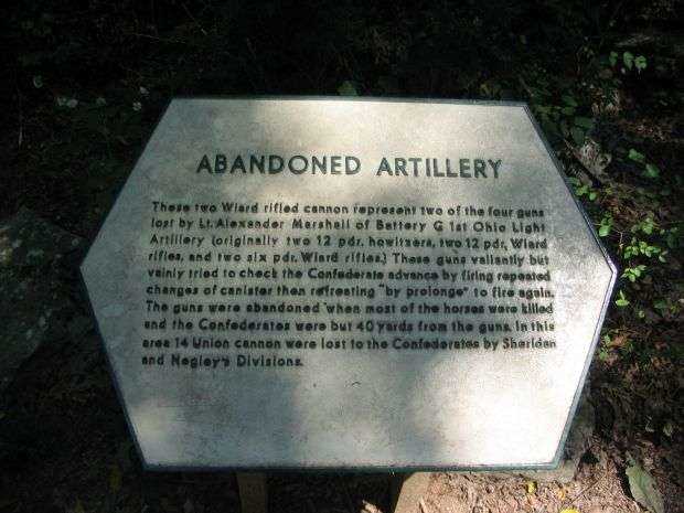 ABANDONED ARTILLERY WAR MEMORIAL CANNON PLAQUE