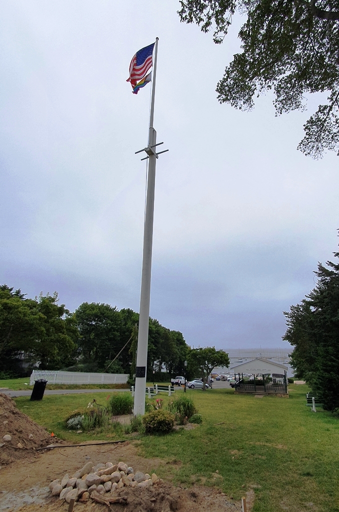 CITIZENS OF TISBURY VETERANS MEMORIAL FLAGPOLE