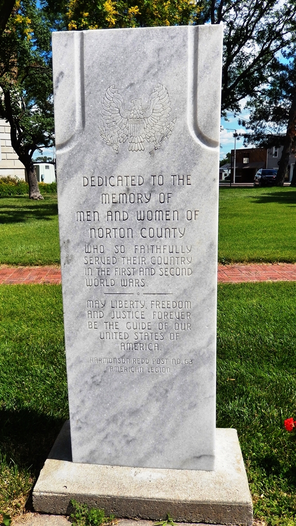 NORTON COUNTY WORLD WARS MEMORIAL