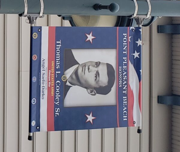 THOMAS L. COOLEY SR. WAR MEMORIAL BANNER