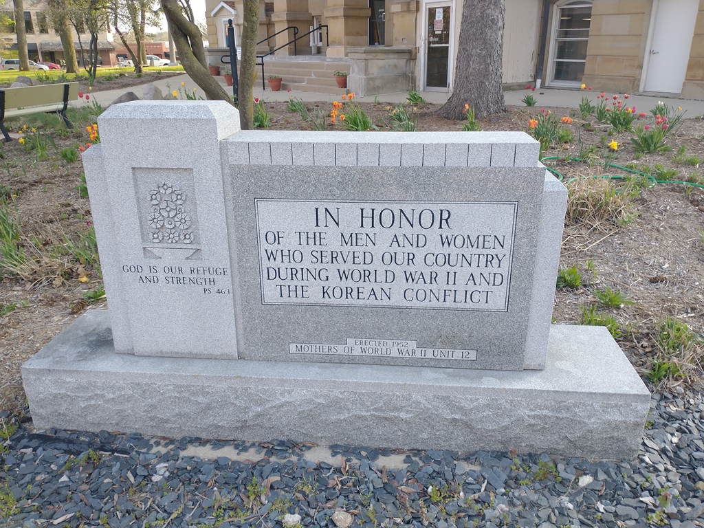 HILLSDALE COUNTY WORLD WAR II AND KOREAN CONFLICT MEMORIAL