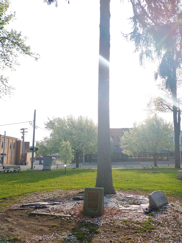 AMERICAN LEGION POST 53 WORLD WAR I MEMORIAL PINE TREE