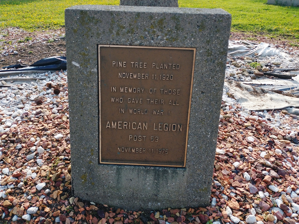 AMERICAN LEGION POST 53 WORLD WAR I MEMORIAL PINE TREE PLAQUE