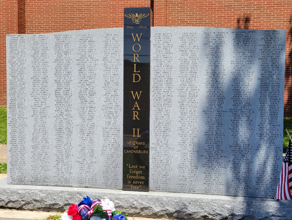 WORLD WAR II VETERANS OF CANONSBURG MEMORIAL