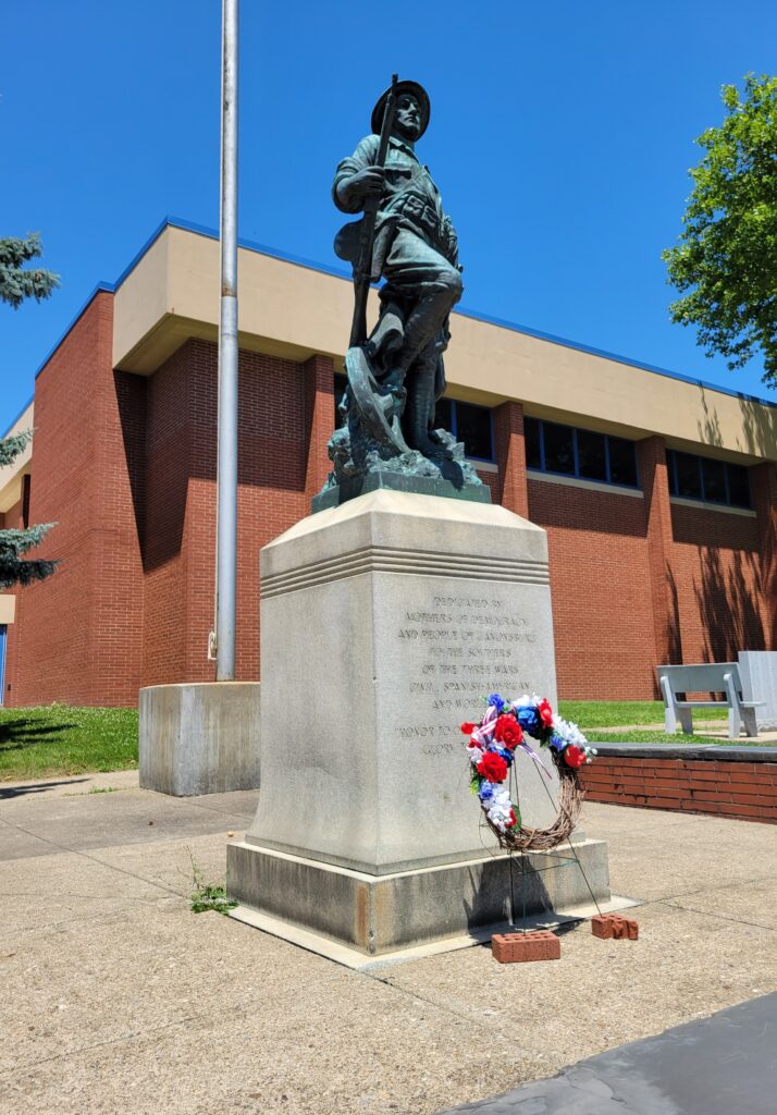 VETERAN’S STATUE WAR MEMORIAL