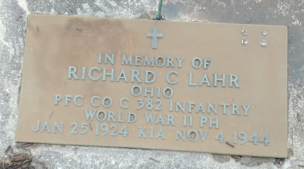 CLYDE WORLD WAR II VETERANS MEMORIAL TABLET F