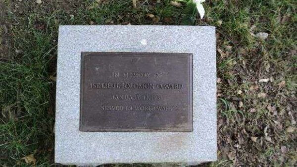 1ST. LIEUT. SOLOMON O. WARD MEMORIAL TREE PLAQUE