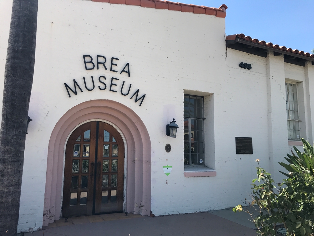 BREA AMERICAN LEGION BUILDING MEMORIAL
