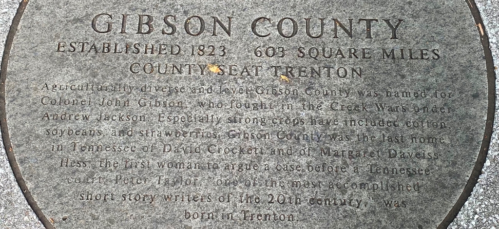 GIBSON COUNTY WAR MEMORIAL MEDALLION