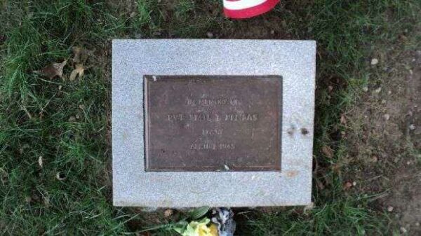 PVT. EMIL T. PINSAS MEMORIAL TREE PLAQU