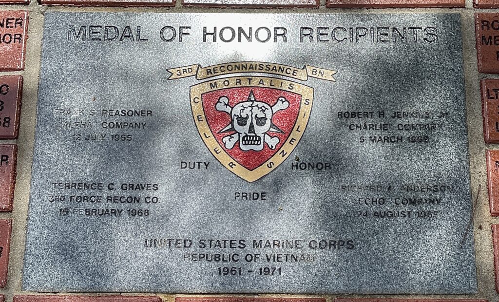 3RD RECONNAISSANCE BATTALION MEDAL OF HONOR RECIPIENTS WAR MEMORIAL CENTER STONE